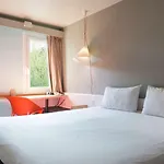 Ibis 3*