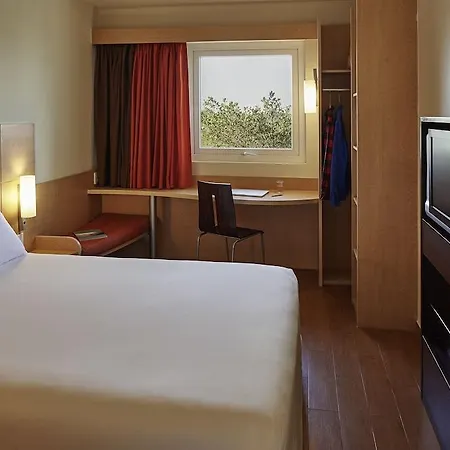 Ibis Senlis (Oise)