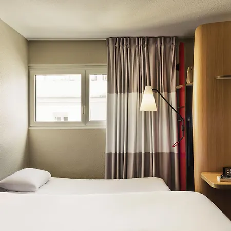 Ibis 3*