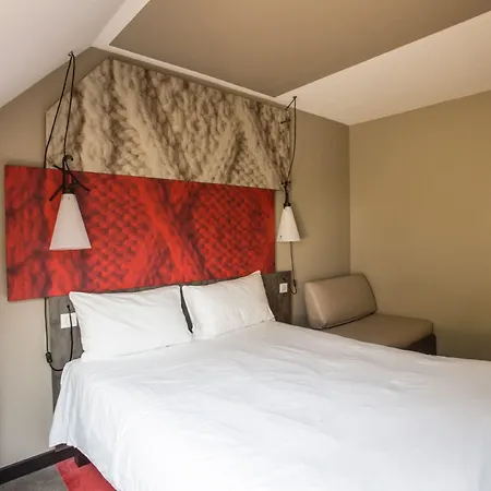 Ibis Hotell 3*
