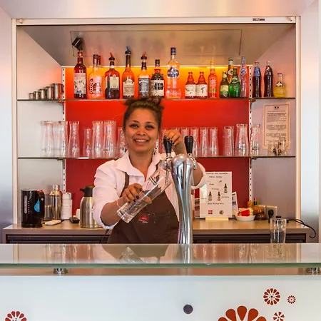 Ξενοδοχείο Ibis 3*