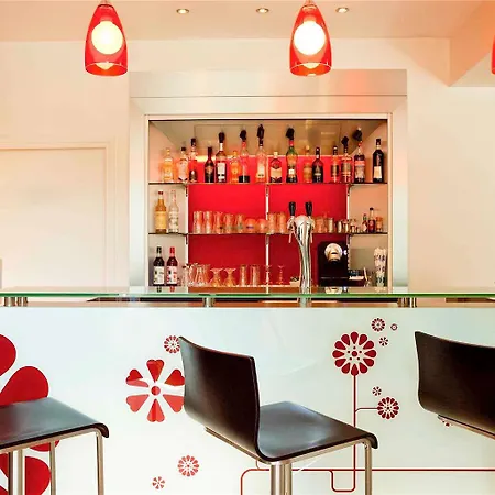 Ibis Hotel 3*