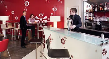 Ibis Senlis (Oise)