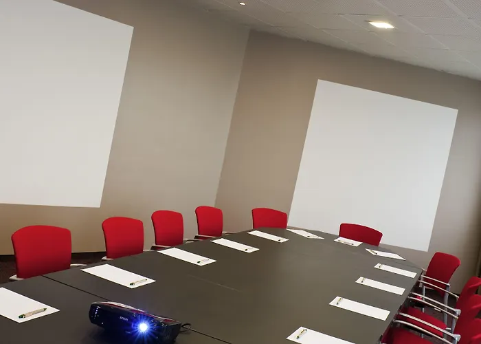 Hotel Ibis Senlis (Oise)